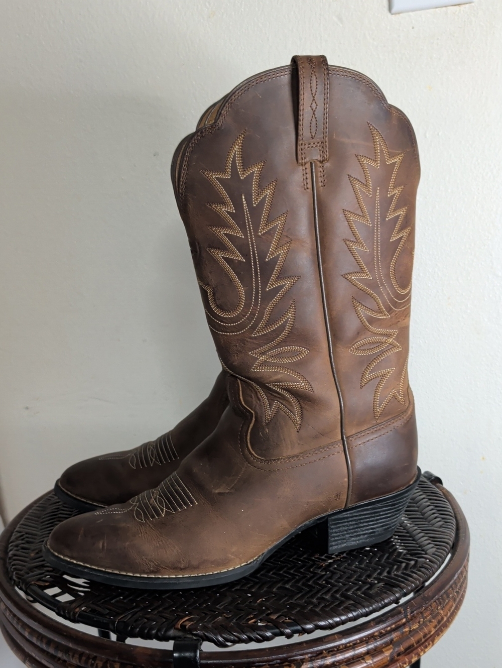 Ariat Women's Heritage R Toe Western Boots US Size 8 C Euro Sz 38.5